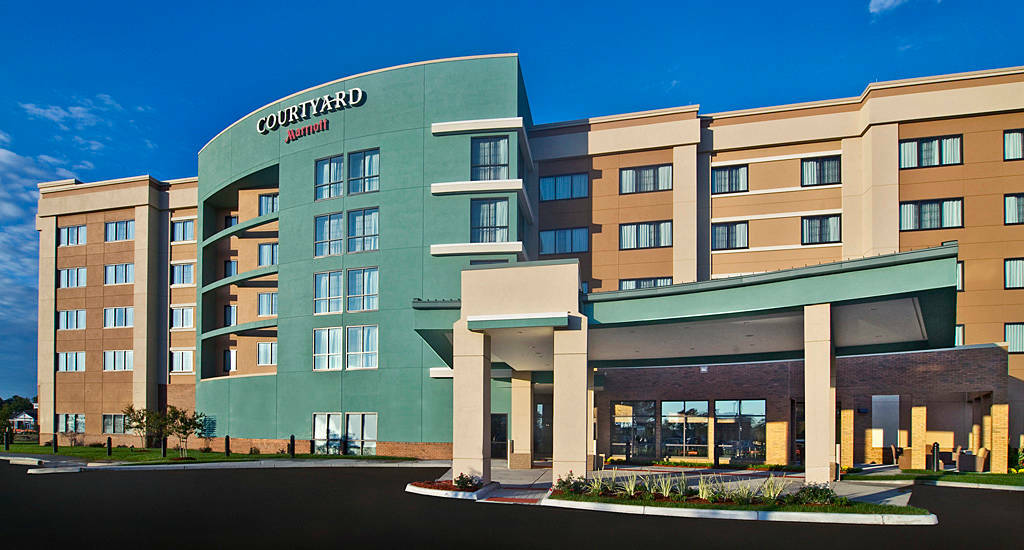 Hotel Courtyard Airport